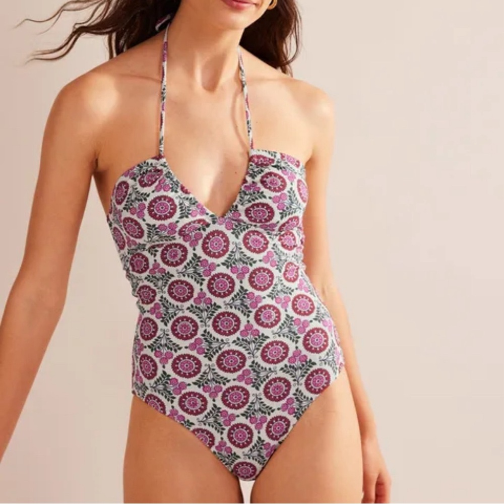 Boden Halterneck Bandeau Swimsuit
Gin Fizz, Sunflower Sprig, Size 8 NWT